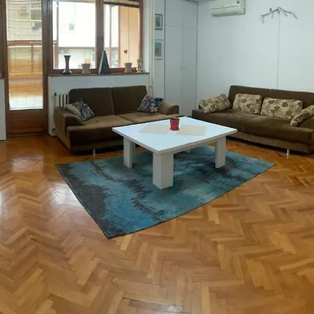 Lea Grbavica Apartment Sarajevo